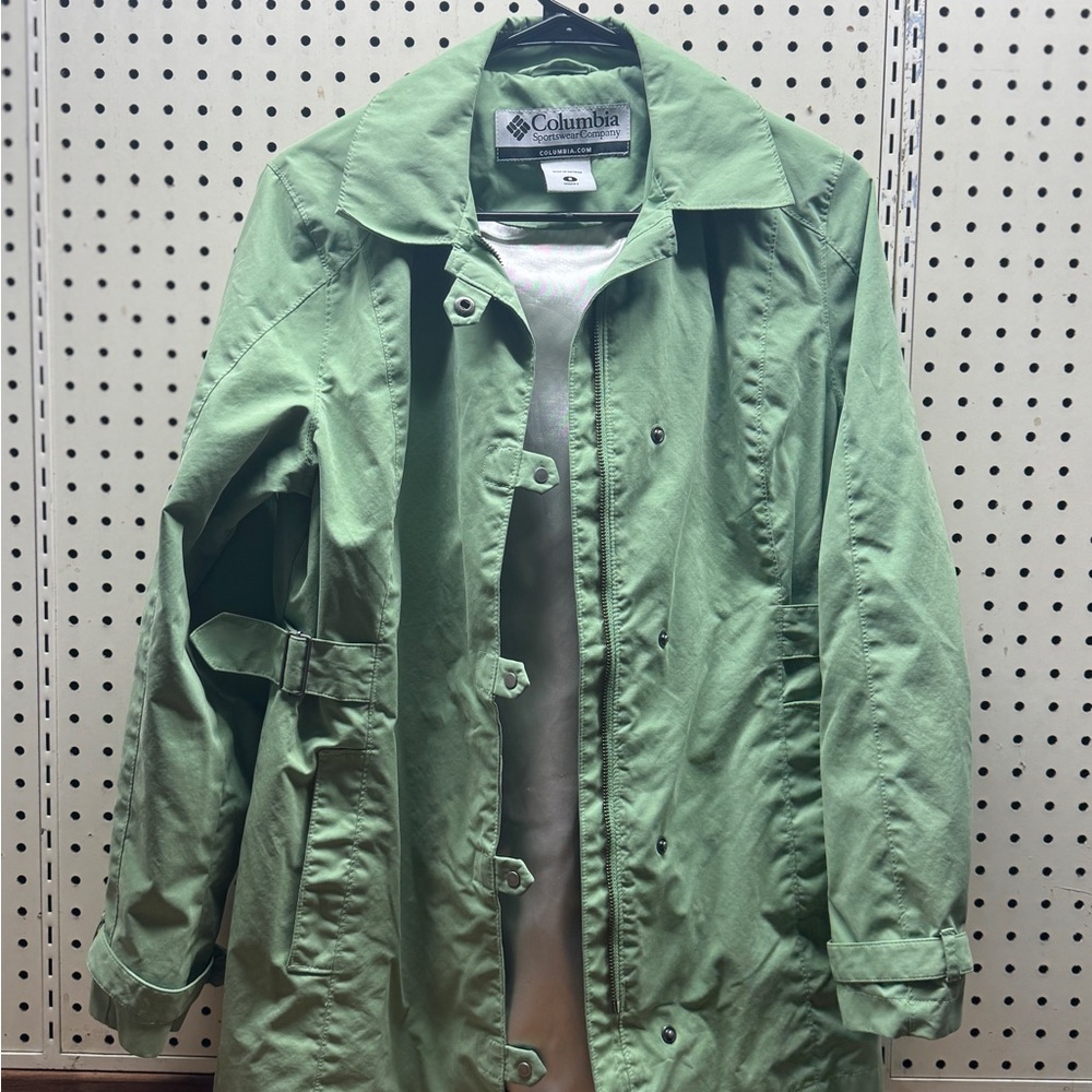 Columbia Women's Light Green Jacket